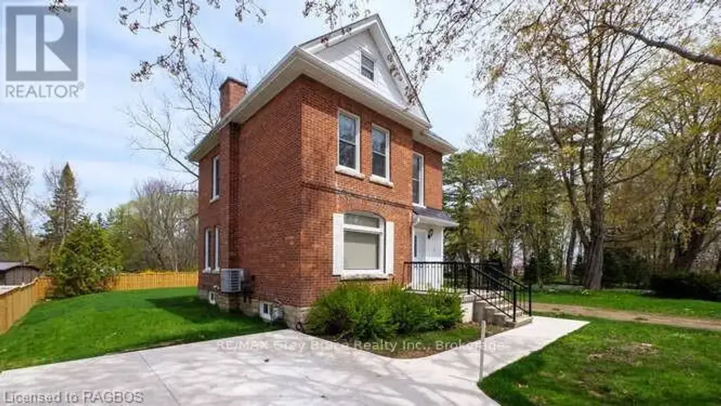 550 10th Street A West, Owen Sound
